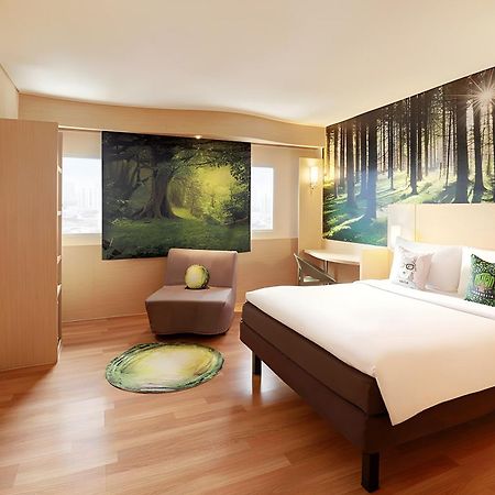 Ibis Jakarta Harmoni Luaran gambar