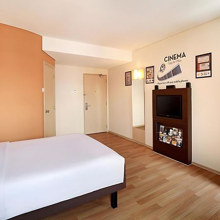 Ibis Jakarta Harmoni Luaran gambar