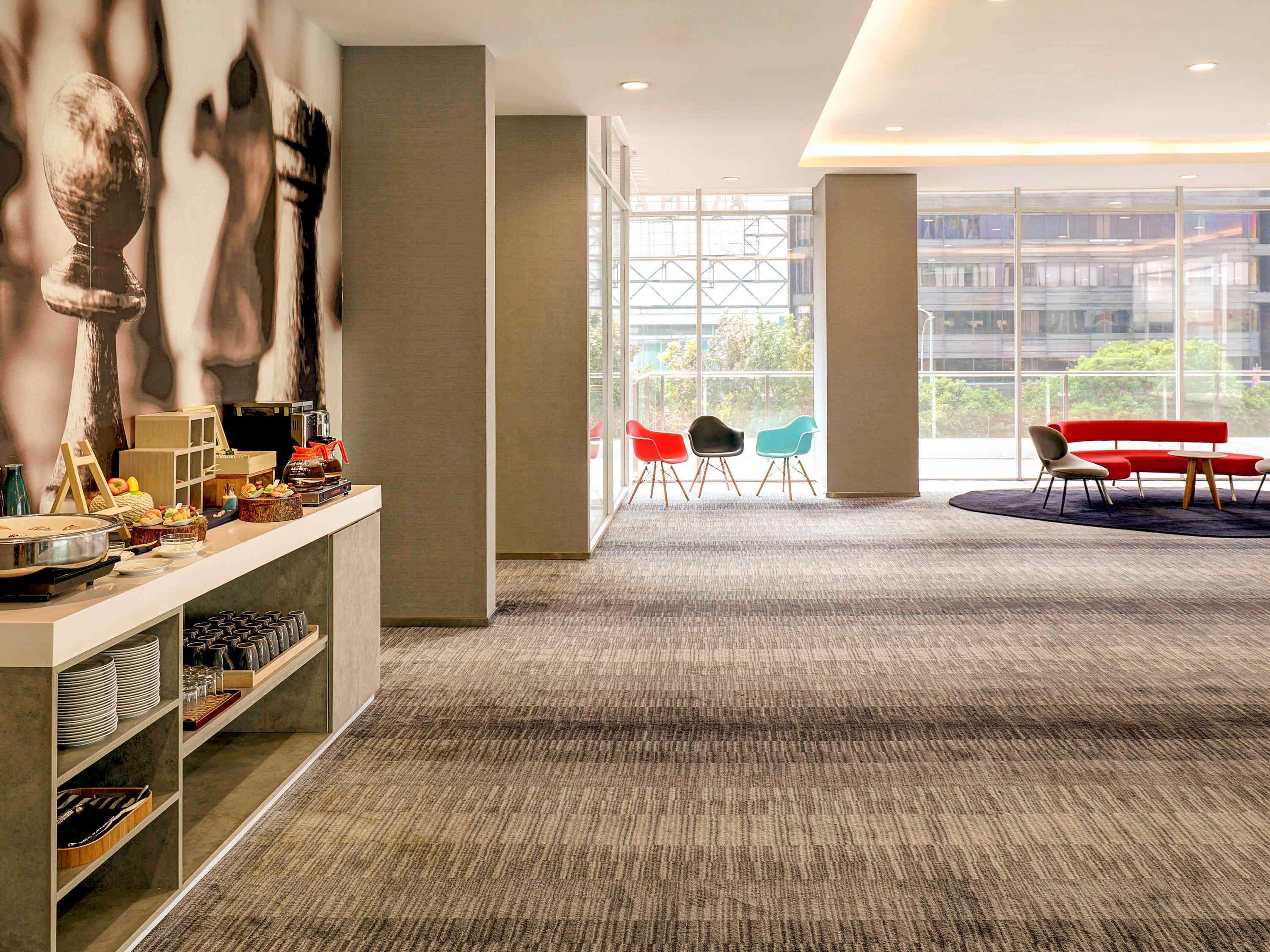 Ibis Jakarta Harmoni Luaran gambar