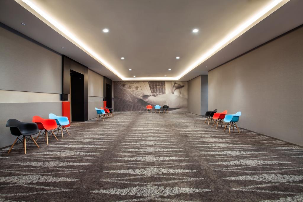 Ibis Jakarta Harmoni Luaran gambar