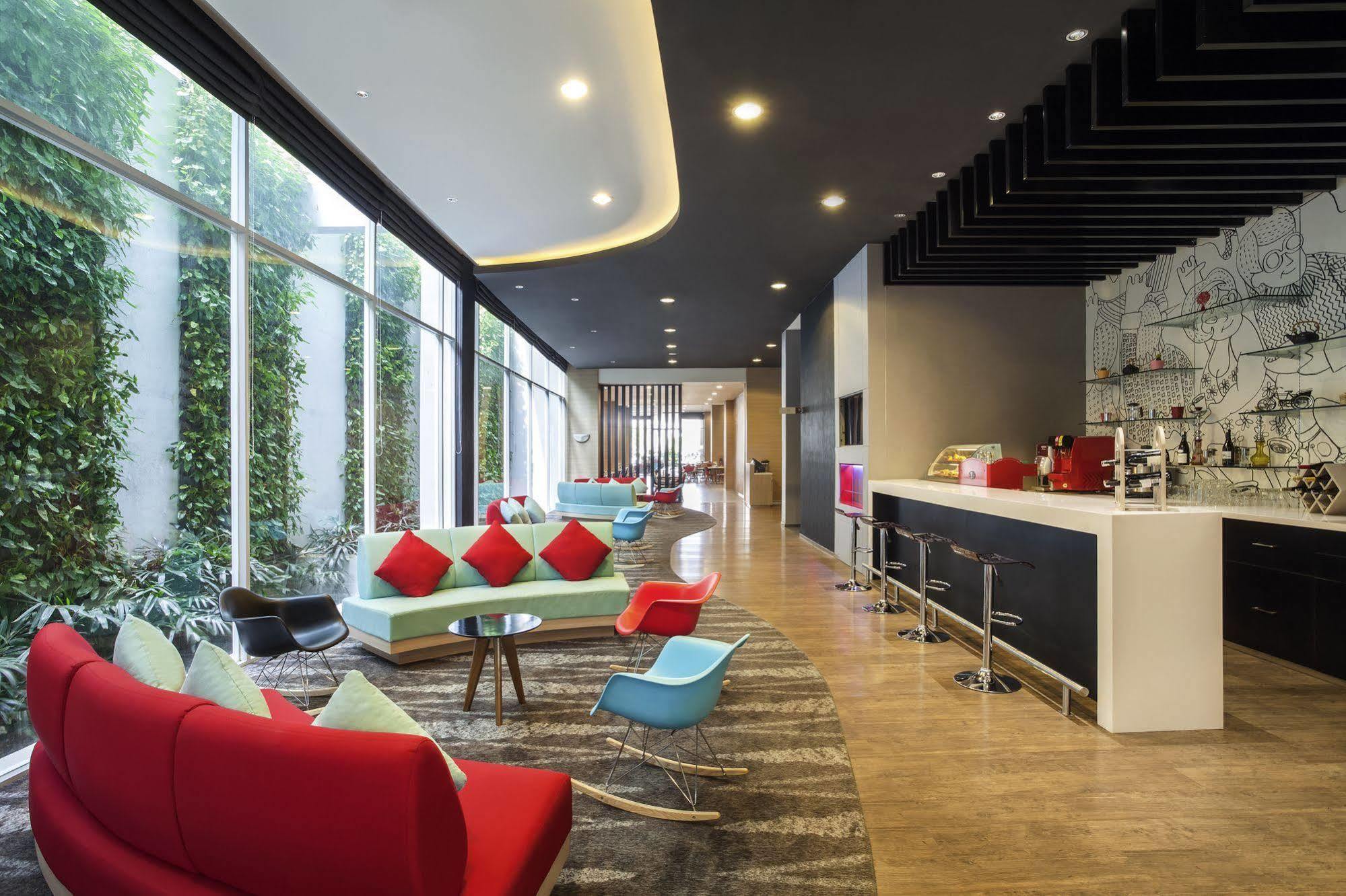 Ibis Jakarta Harmoni Luaran gambar